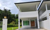 DOUBLE STOREY SEMI DETACHED HOUSE FOR RENT AT BERIBI